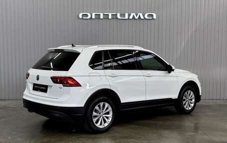 Volkswagen Tiguan II, 2017 год, 1 897 000 рублей, 5 фотография