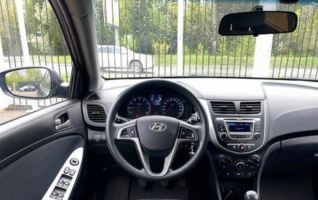 Hyundai Solaris II рестайлинг, 2015 год, 1 149 000 рублей, 11 фотография