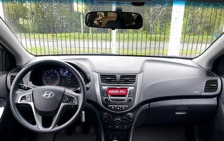 Hyundai Solaris II рестайлинг, 2015 год, 1 149 000 рублей, 10 фотография