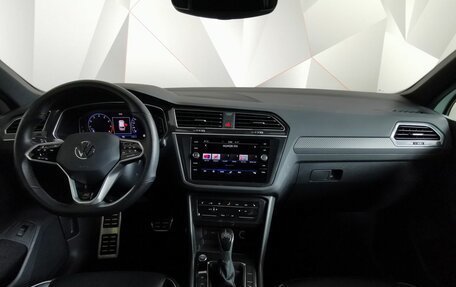 Volkswagen Tiguan II, 2021 год, 4 440 000 рублей, 10 фотография