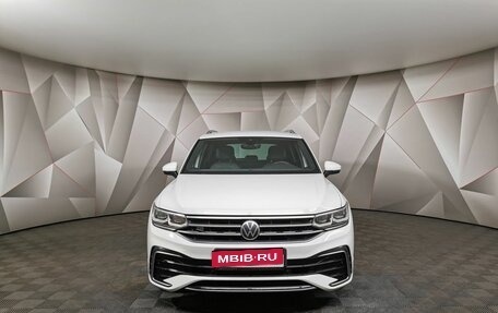 Volkswagen Tiguan II, 2021 год, 4 440 000 рублей, 7 фотография