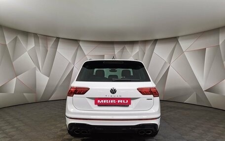 Volkswagen Tiguan II, 2021 год, 4 440 000 рублей, 8 фотография