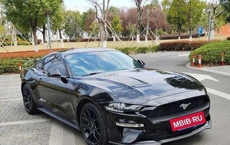 Ford Mustang VI рестайлинг, 2021 год, 2 550 000 рублей, 3 фотография