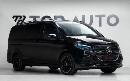 Mercedes-Benz V-Класс, 2024 год, 16 800 000 рублей, 2 фотография