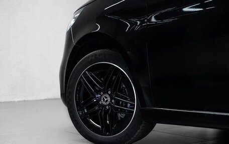 Mercedes-Benz V-Класс, 2024 год, 16 800 000 рублей, 8 фотография