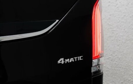 Mercedes-Benz V-Класс, 2024 год, 16 800 000 рублей, 11 фотография