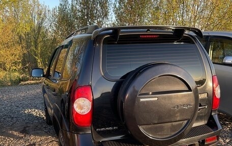 Chevrolet Niva I рестайлинг, 2013 год, 720 000 рублей, 3 фотография