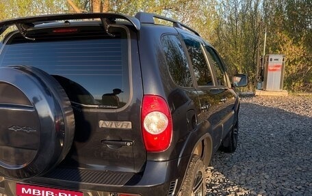 Chevrolet Niva I рестайлинг, 2013 год, 720 000 рублей, 4 фотография
