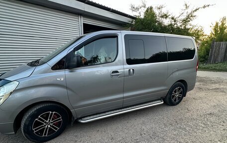 Hyundai Grand Starex Grand Starex I рестайлинг 2, 2011 год, 1 550 000 рублей, 3 фотография