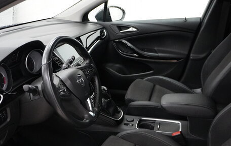Opel Astra K, 2016 год, 1 270 000 рублей, 7 фотография