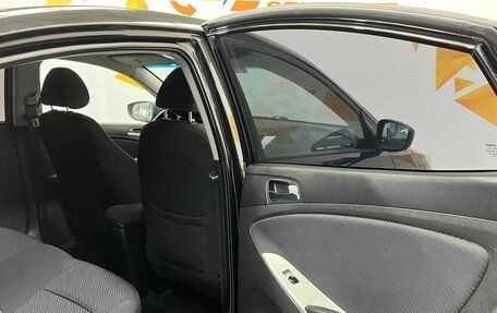 Hyundai Solaris II рестайлинг, 2013 год, 860 000 рублей, 17 фотография