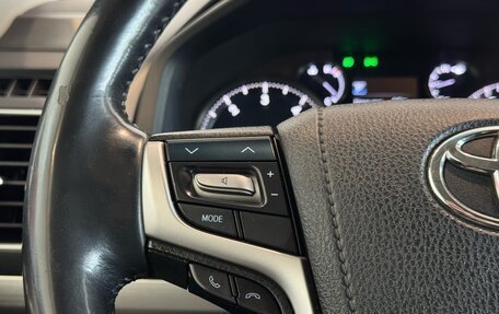 Toyota Land Cruiser Prado 150 рестайлинг 2, 2017 год, 4 700 000 рублей, 16 фотография