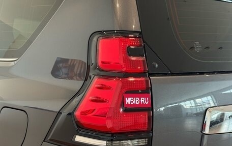 Toyota Land Cruiser Prado 150 рестайлинг 2, 2017 год, 4 700 000 рублей, 19 фотография
