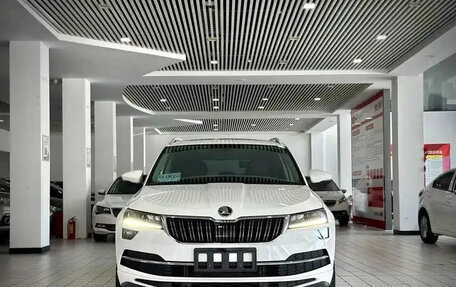 Skoda Karoq I, 2023 год, 2 150 007 рублей, 2 фотография