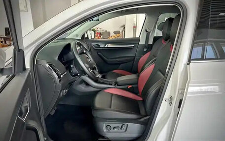 Skoda Karoq I, 2023 год, 2 150 007 рублей, 5 фотография
