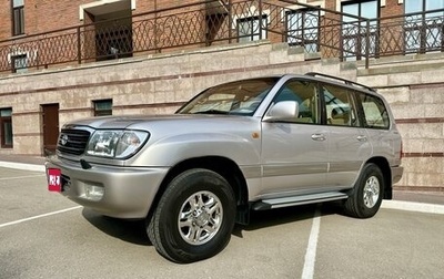 Toyota Land Cruiser 100 рестайлинг 2, 2001 год, 2 950 000 рублей, 1 фотография