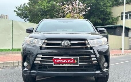 Toyota Highlander III, 2020 год, 2 938 555 рублей, 3 фотография