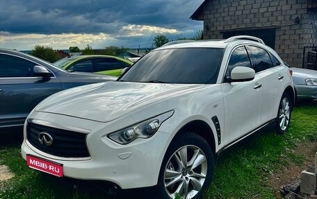 Infiniti QX70, 2013 год, 1 460 000 рублей, 1 фотография
