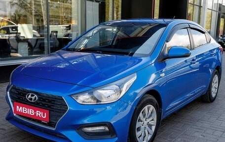 Hyundai Solaris II рестайлинг, 2017 год, 1 060 000 рублей, 1 фотография