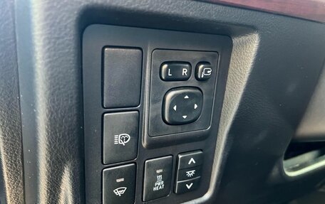 Toyota Land Cruiser Prado 150 рестайлинг 2, 2014 год, 2 509 000 рублей, 15 фотография