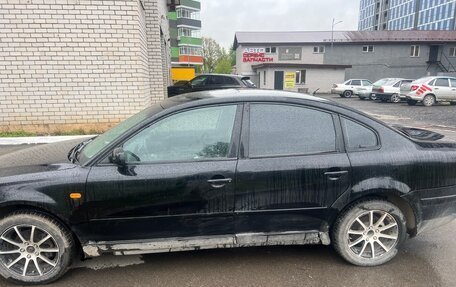 Volkswagen Passat B5+ рестайлинг, 2000 год, 250 000 рублей, 2 фотография