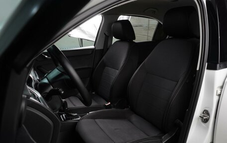 Skoda Rapid I, 2014 год, 1 077 000 рублей, 10 фотография
