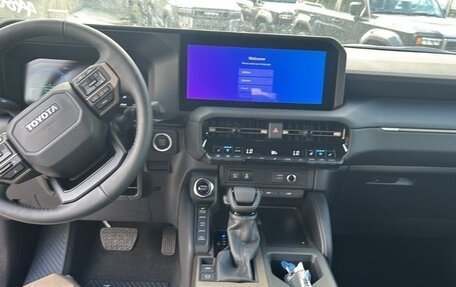 Toyota Land Cruiser Prado, 2025 год, 9 900 000 рублей, 6 фотография