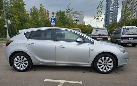 Opel Astra J, 2011 год, 850 000 рублей, 4 фотография