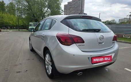 Opel Astra J, 2011 год, 850 000 рублей, 6 фотография
