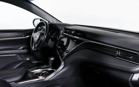 Toyota Camry, 2018 год, 2 808 000 рублей, 11 фотография
