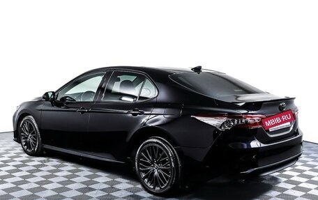 Toyota Camry, 2018 год, 2 808 000 рублей, 7 фотография
