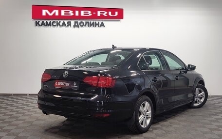 Volkswagen Jetta VI, 2016 год, 1 220 000 рублей, 2 фотография