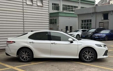 Toyota Camry, 2022 год, 2 400 888 рублей, 5 фотография