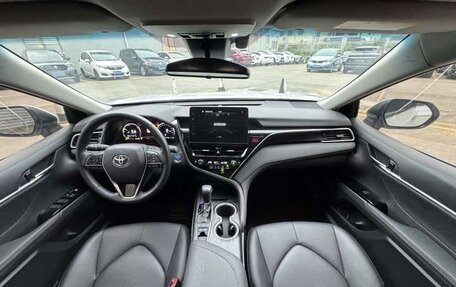 Toyota Camry, 2022 год, 2 400 888 рублей, 12 фотография