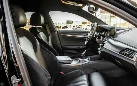 BMW 5 серия, 2021 год, 4 660 000 рублей, 17 фотография