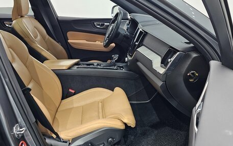 Volvo XC60 II, 2021 год, 3 160 013 рублей, 5 фотография
