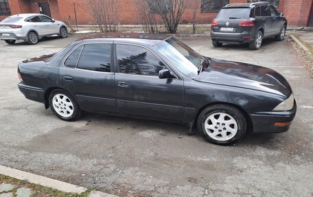 Toyota Camry V30, 1993 год, 250 000 рублей, 1 фотография