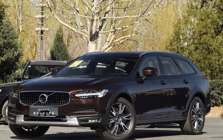 Volvo V90 Cross Country I рестайлинг, 2020 год, 2 700 000 рублей, 1 фотография