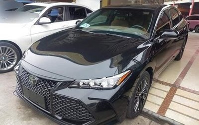 Toyota Avalon, 2022 год, 2 730 000 рублей, 1 фотография