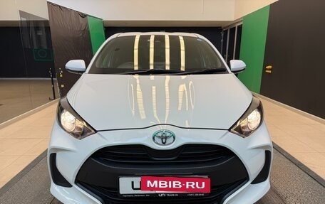 Toyota Yaris, 2020 год, 1 180 000 рублей, 2 фотография