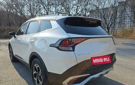 KIA Sportage IV рестайлинг, 2022 год, 2 400 000 рублей, 2 фотография
