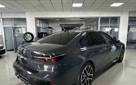 BMW 7 серия, 2024 год, 16 000 000 рублей, 5 фотография