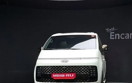 Hyundai Staria, 2022 год, 3 850 000 рублей, 3 фотография
