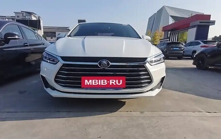 BYD Qin, 2020 год, 1 200 000 рублей, 2 фотография