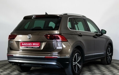 Volkswagen Tiguan II, 2017 год, 1 869 000 рублей, 5 фотография