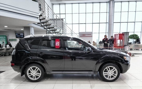 Mitsubishi Outlander III рестайлинг 3, 2010 год, 890 000 рублей, 4 фотография