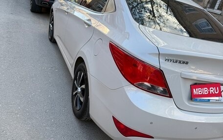 Hyundai Solaris II рестайлинг, 2014 год, 980 000 рублей, 2 фотография