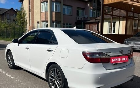 Toyota Camry, 2017 год, 2 200 000 рублей, 7 фотография