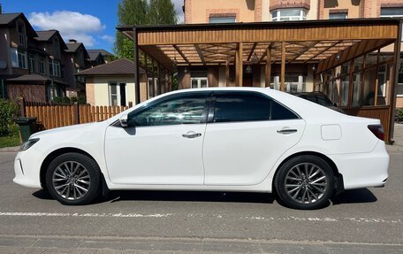 Toyota Camry, 2017 год, 2 200 000 рублей, 8 фотография