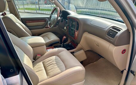 Toyota Land Cruiser 100 рестайлинг 2, 2001 год, 2 950 000 рублей, 18 фотография
